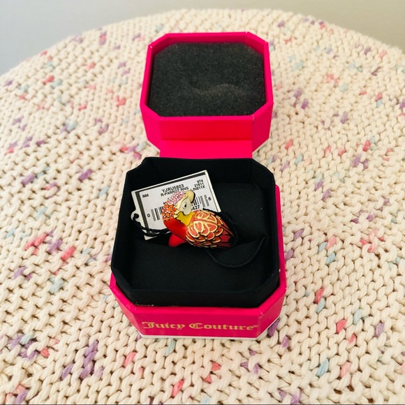 Brand new Juicy Couture Enamel Parrot Ring with Rhinestones - Picture 2 of 4